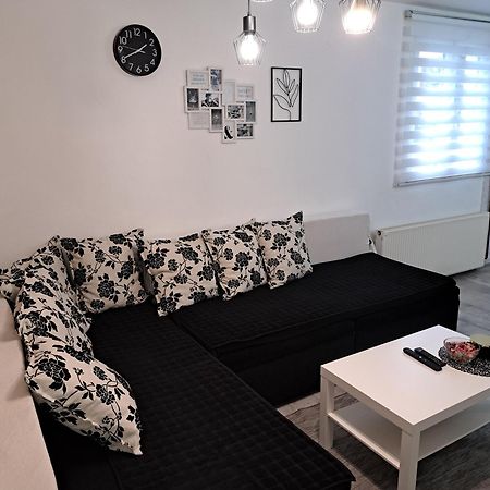 Stefan Apartman Novi Sad Eksteriør bilde